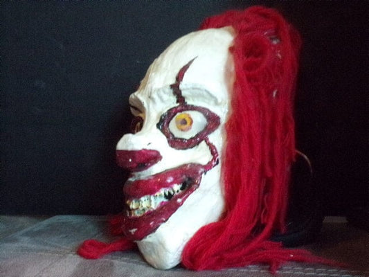Hanging Pennywise Head Sculpture – Hand-Painted Horror Decor with Epoxy Finish - Hat and  Skull Art 