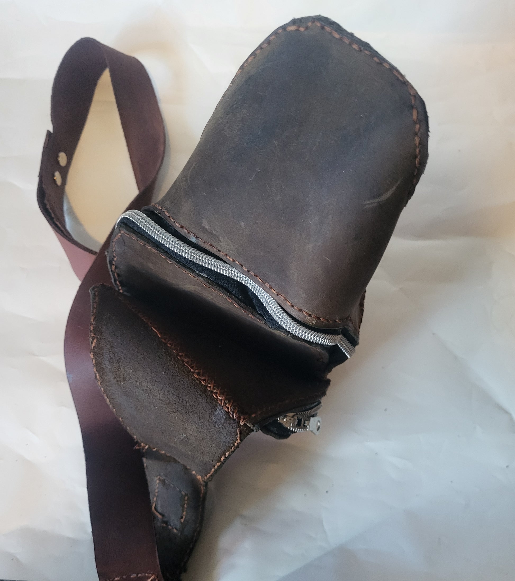 Handcrafted SB Foot Leather Tactical Sling Bag – Built to Endure" - Hat and  Skull Art 
